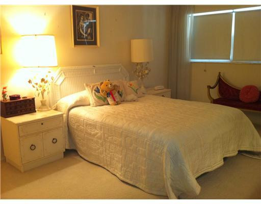 3080 North Course Drive, Unit 605 Pompano Beach, FL 33069 - Photo 8 of 13 Master Bedroom