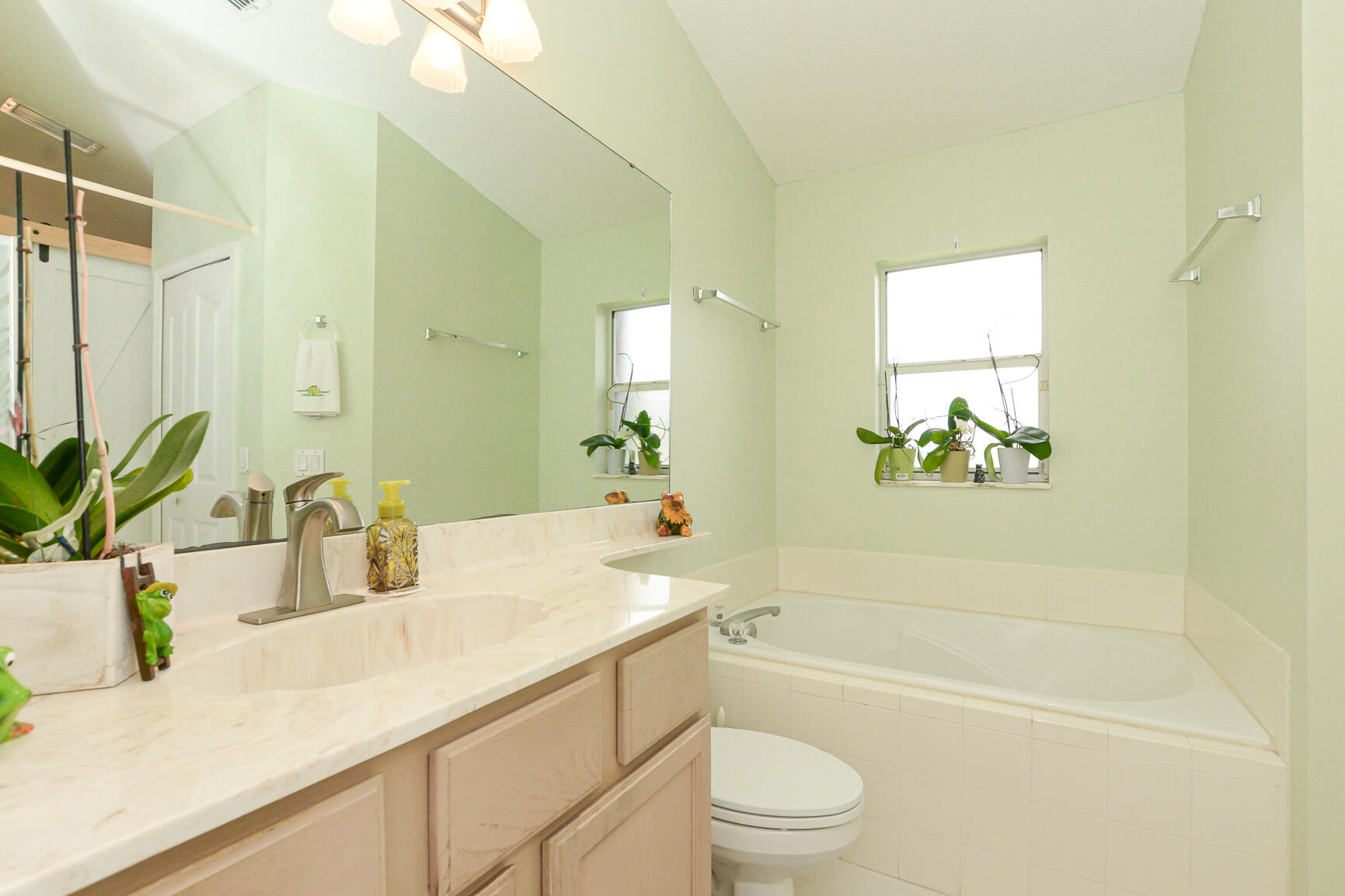281 Southwest Undallo Road Port St. Lucie, FL 34953 - Photo 23 of 52 LR-4946