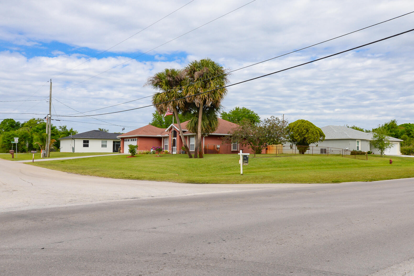 281 Southwest Undallo Road Port St. Lucie, FL 34953 - Photo 8 of 52 LR-4902