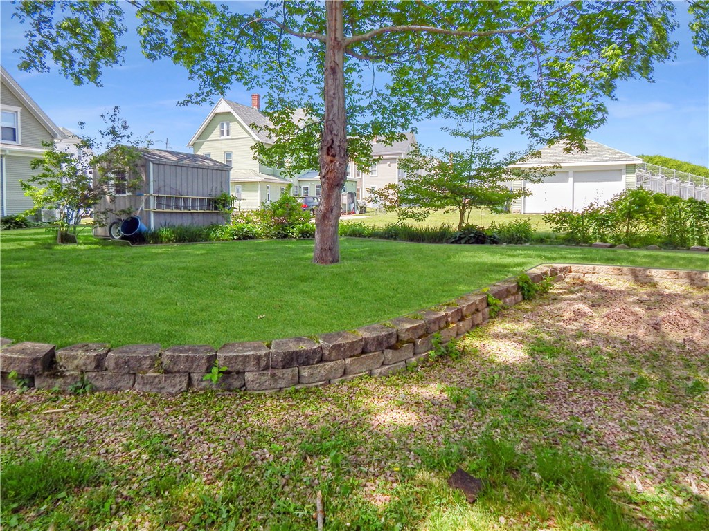 80 Granite Street Westerly, RI 02891 - Photo 11 of 31