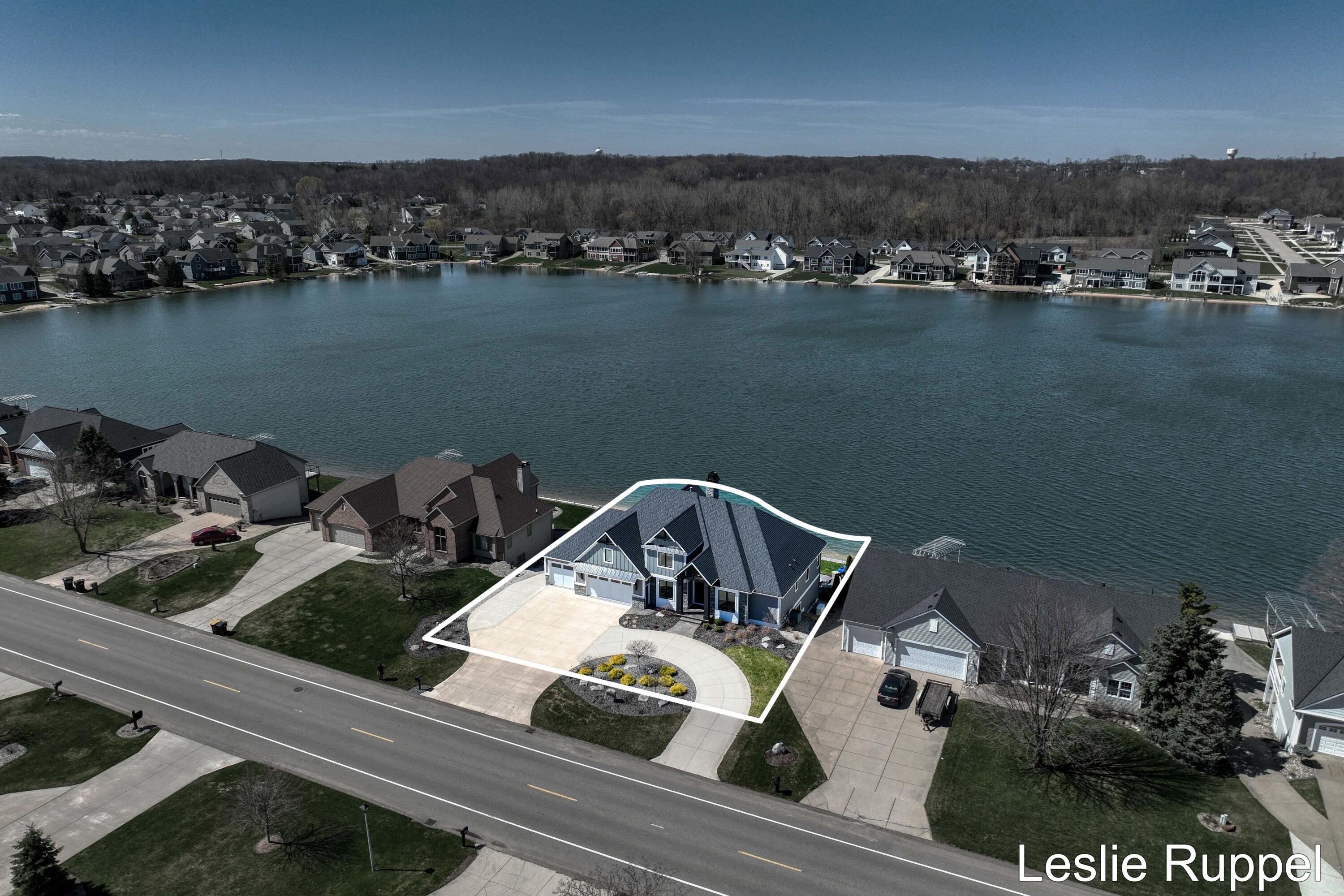 8985 24th Avenue Jenison, MI 49428 - Photo 3 of 84 24th 8985-68lot lines