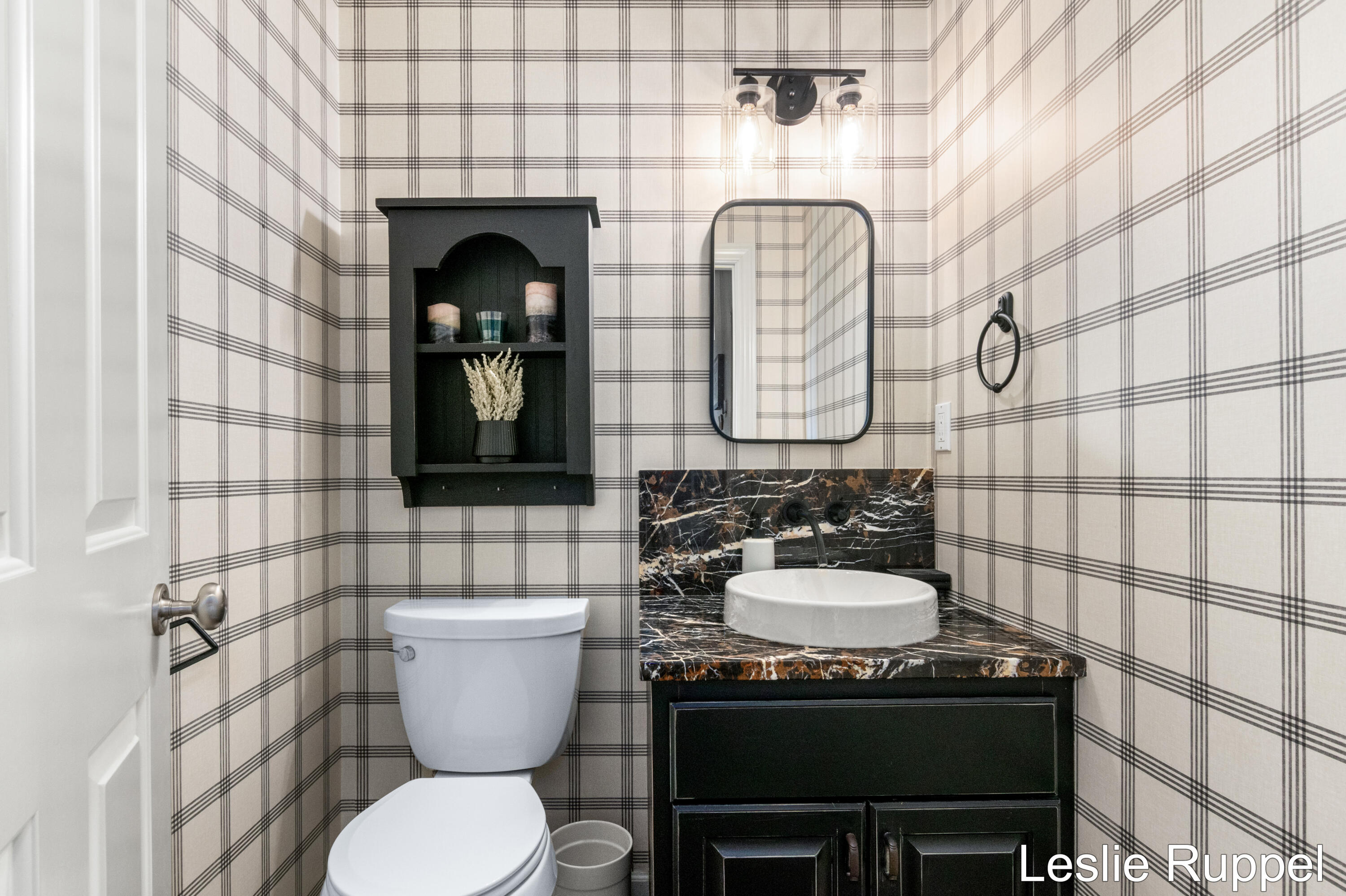 8985 24th Avenue Jenison, MI 49428 - Photo 38 of 84 24th 8985-22