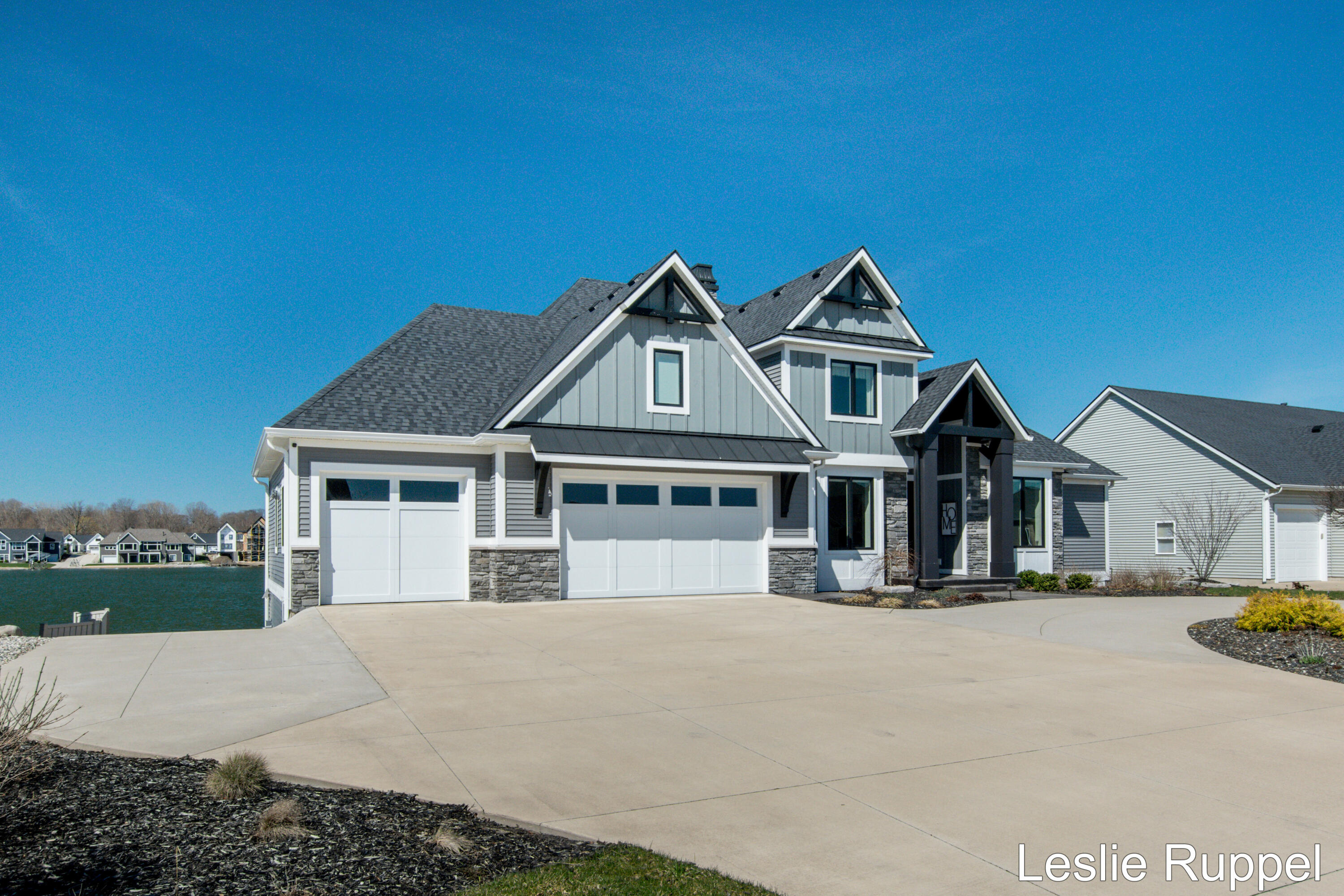 8985 24th Avenue Jenison, MI 49428 - Photo 4 of 84 24th 8985-2