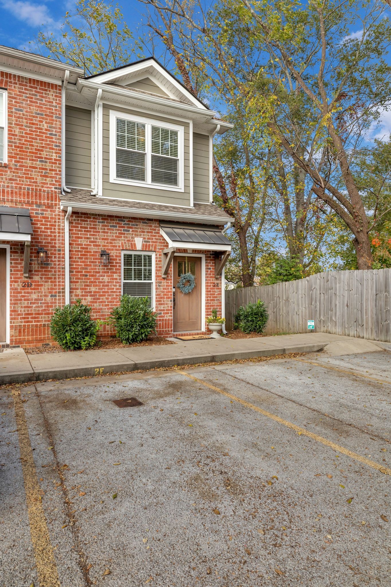 1019 North Maple Street, Unit 2E Murfreesboro, TN 37130 - Photo 4 of 27