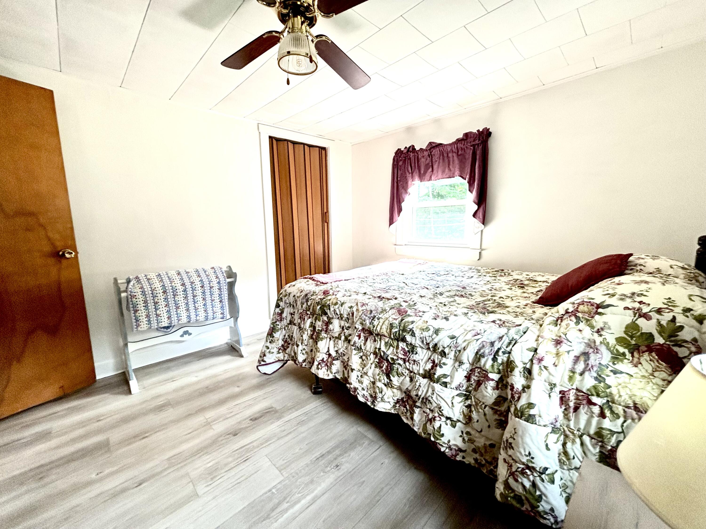 244 Bates Street Millinocket, ME 04462 - Photo 17 of 32 IMG_6570