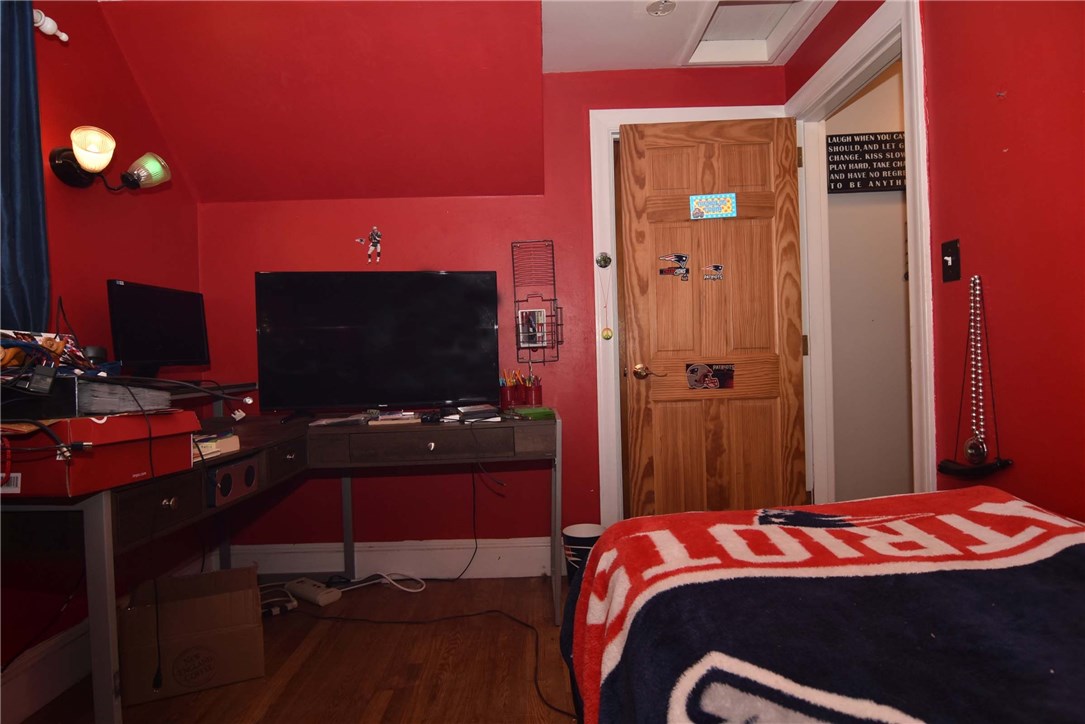 114 Lepes Road Tiverton, RI 02878 - Photo 21 of 31