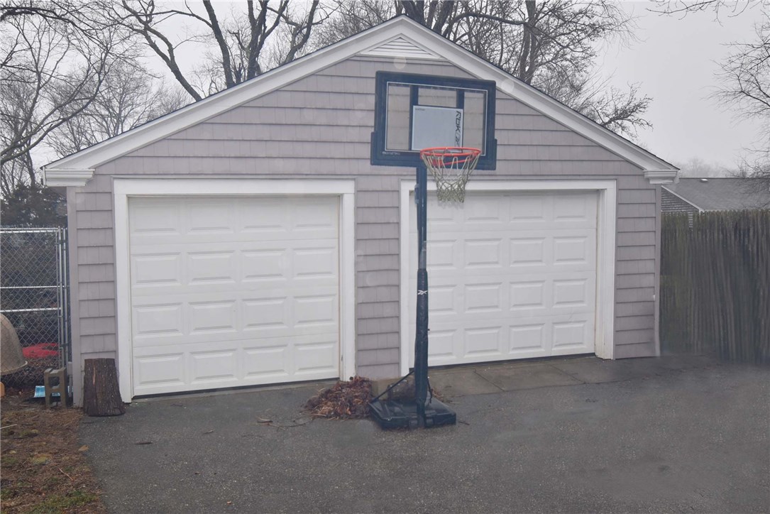 114 Lepes Road Tiverton, RI 02878 - Photo 25 of 31