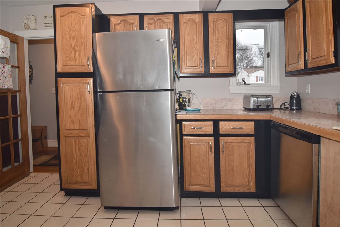 114 Lepes Road Tiverton, RI 02878 - Photo 7 of 31