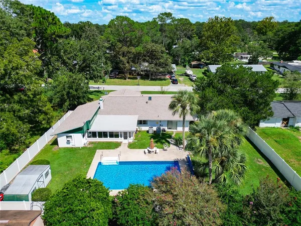 $385,000 | 4612 Northeast 21st Court, Ocala, FL 34479