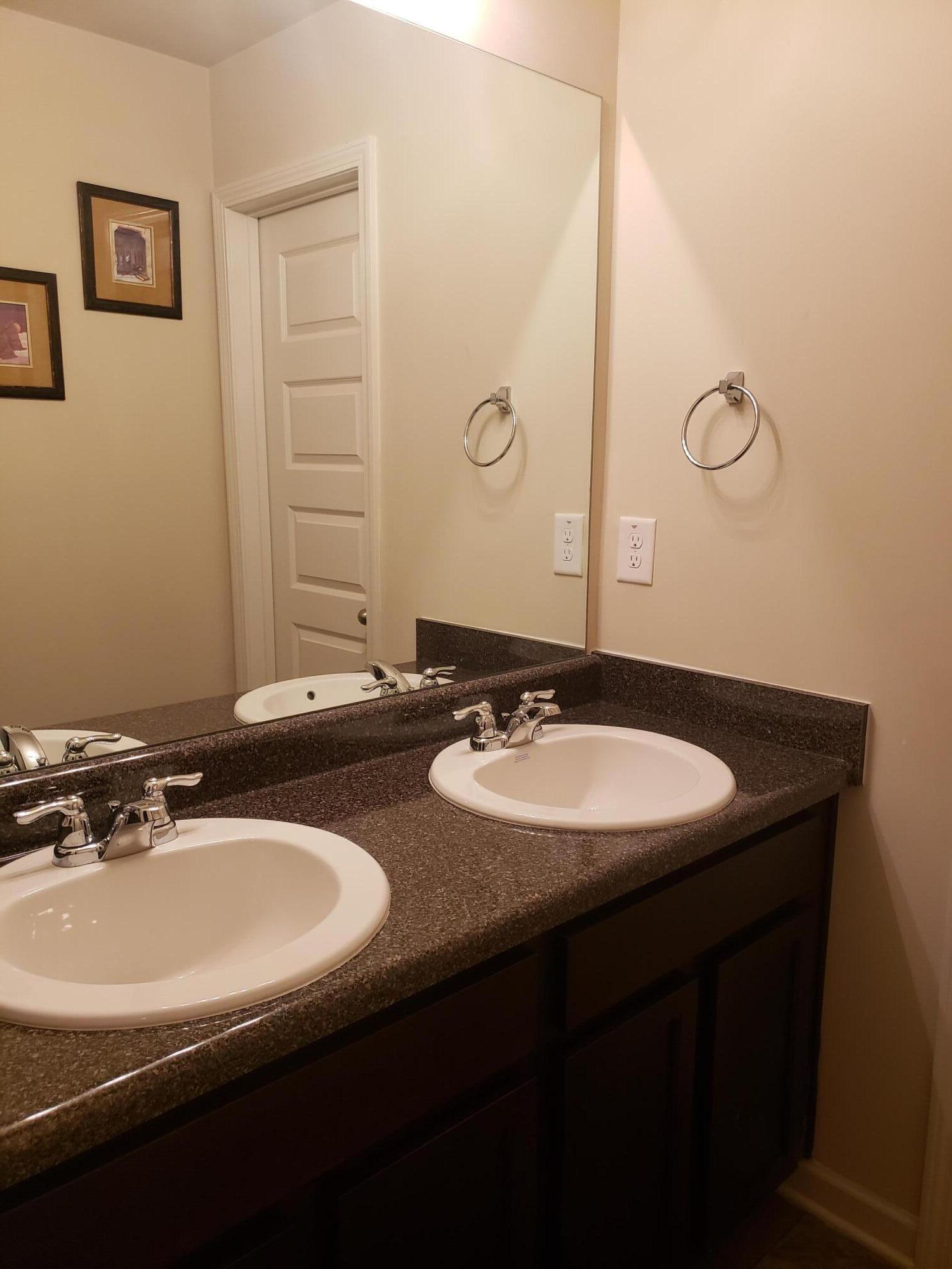 4639 Southwind Road Evans, GA 30809 - Photo 24 of 38 Hall Bath
