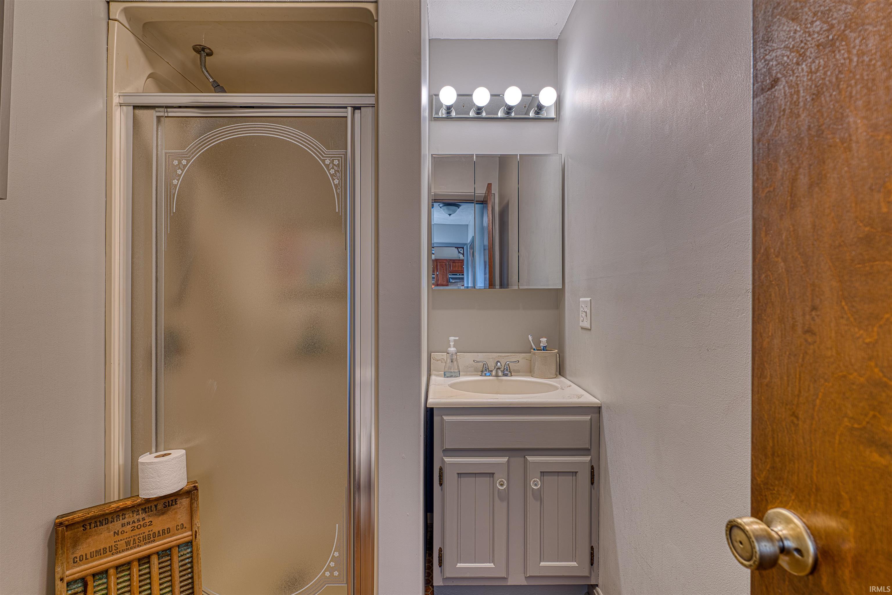 1899 West Kelly Road Boonville, IN 47601 - Photo 21 of 36