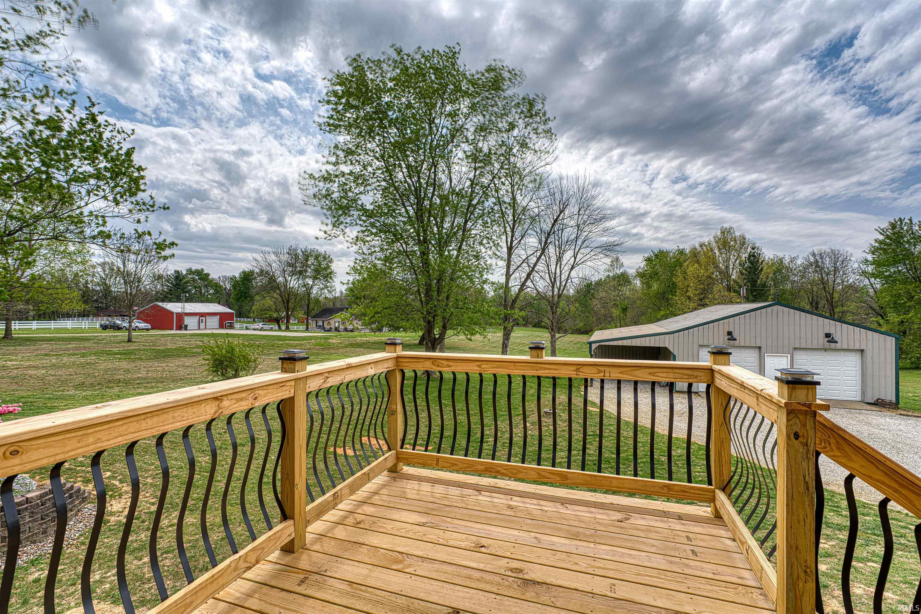 1899 West Kelly Road Boonville, IN 47601 - Photo 8 of 36