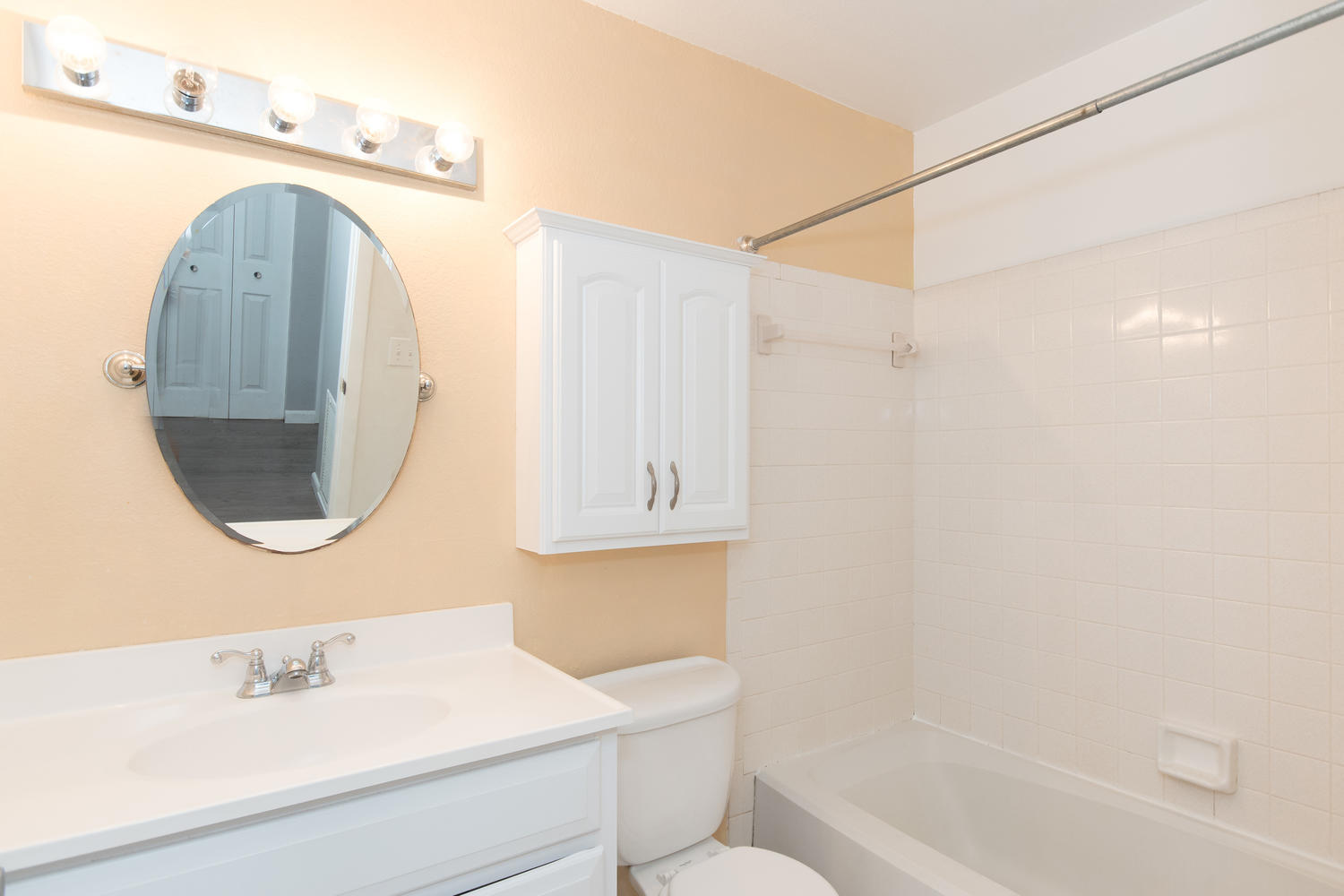 2134 Southeast Pyramid Road Port St. Lucie, FL 34952 - Photo 13 of 31 2134 SE Pyramid Rd Port St-large-030-27-