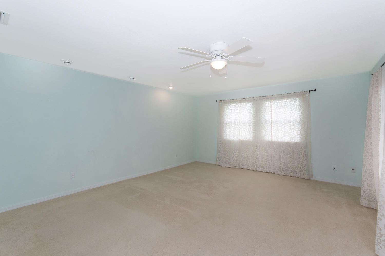 2134 Southeast Pyramid Road Port St. Lucie, FL 34952 - Photo 18 of 31 2134 SE Pyramid Rd Port St-large-021-45-