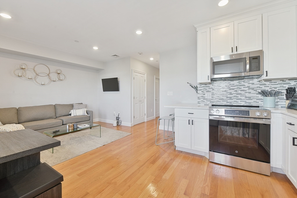 214-216 East Eagle Street, Unit 5 Boston, MA 02128 - Photo 4 of 16