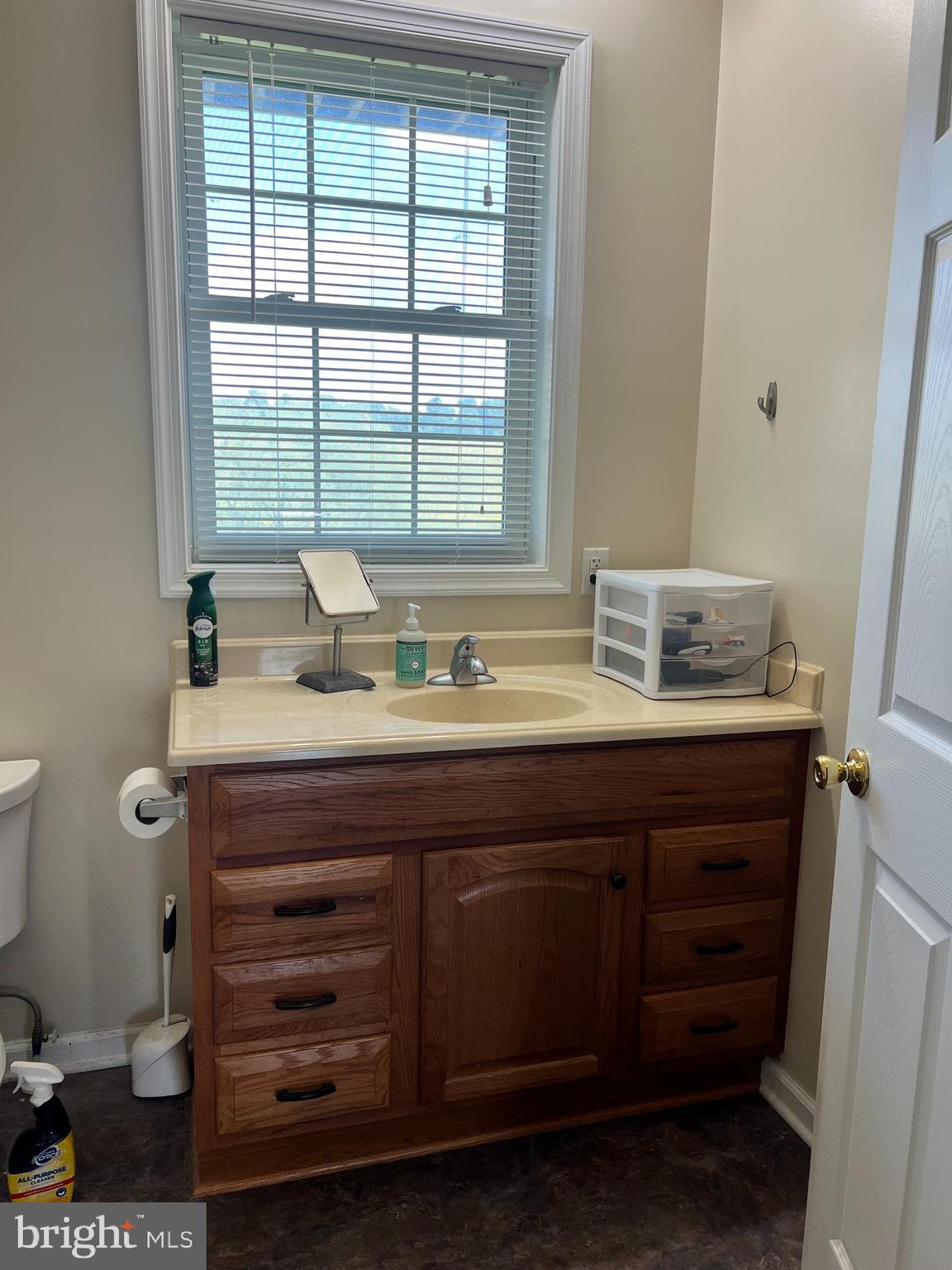 4337 A Cap Stine Road Frederick, MD 21703 - Photo 15 of 21 Bathroom