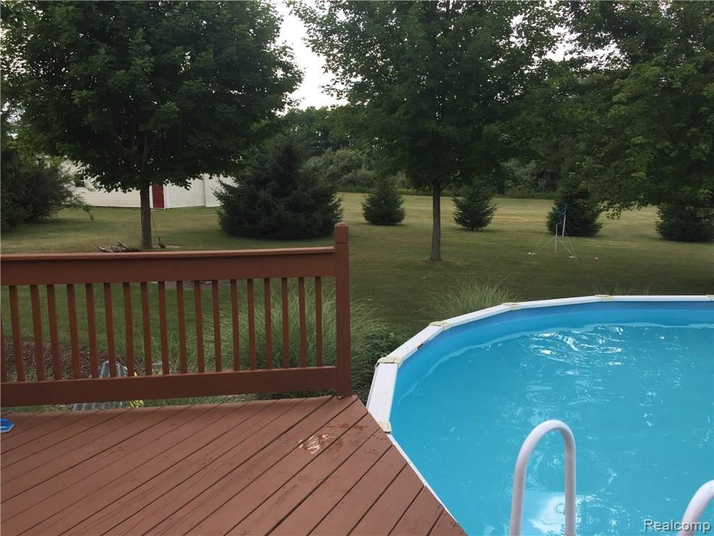 1780 Marjorie Drive Howell, MI 48843 - Photo 10 of 44 b8.JPG