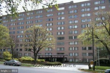 1900 Lyttonsville Road, Unit 802 Silver Spring, MD 20910 - Photo 1 of 15 Exterior (Front)