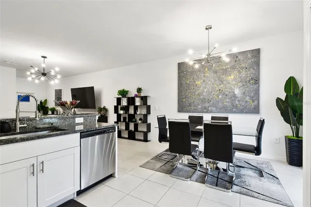 $2,100 | 2513 Sunray Venus Way, Ruskin, FL 33570