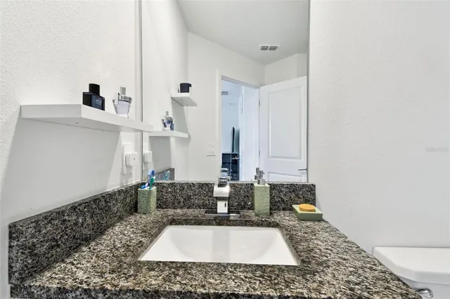 $2,100 | 2513 Sunray Venus Way, Ruskin, FL 33570