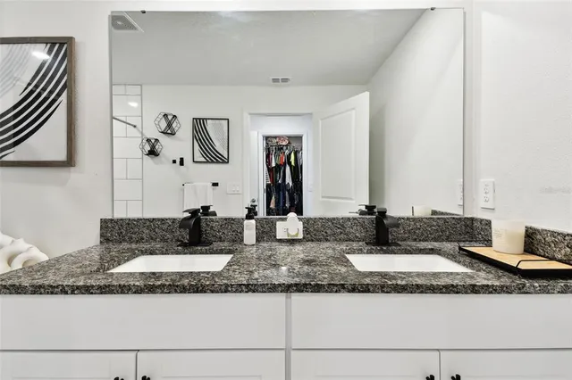 $2,100 | 2513 Sunray Venus Way, Ruskin, FL 33570