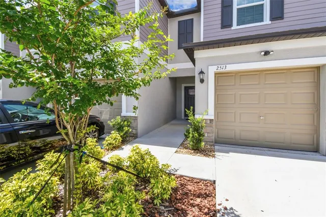 $2,100 | 2513 Sunray Venus Way, Ruskin, FL 33570