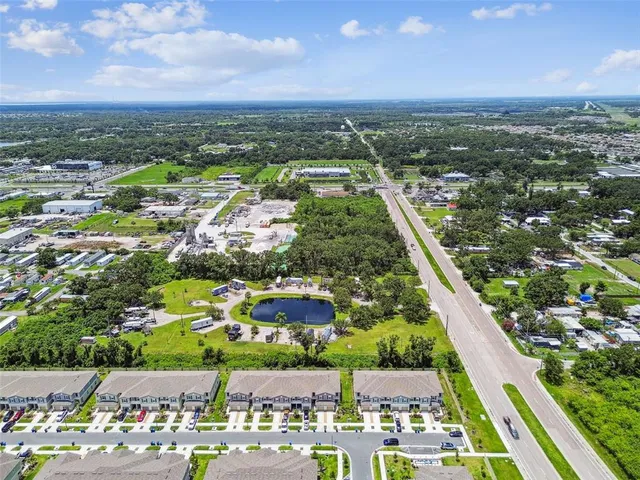 $2,100 | 2513 Sunray Venus Way, Ruskin, FL 33570