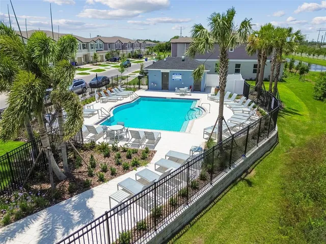 $2,100 | 2513 Sunray Venus Way, Ruskin, FL 33570