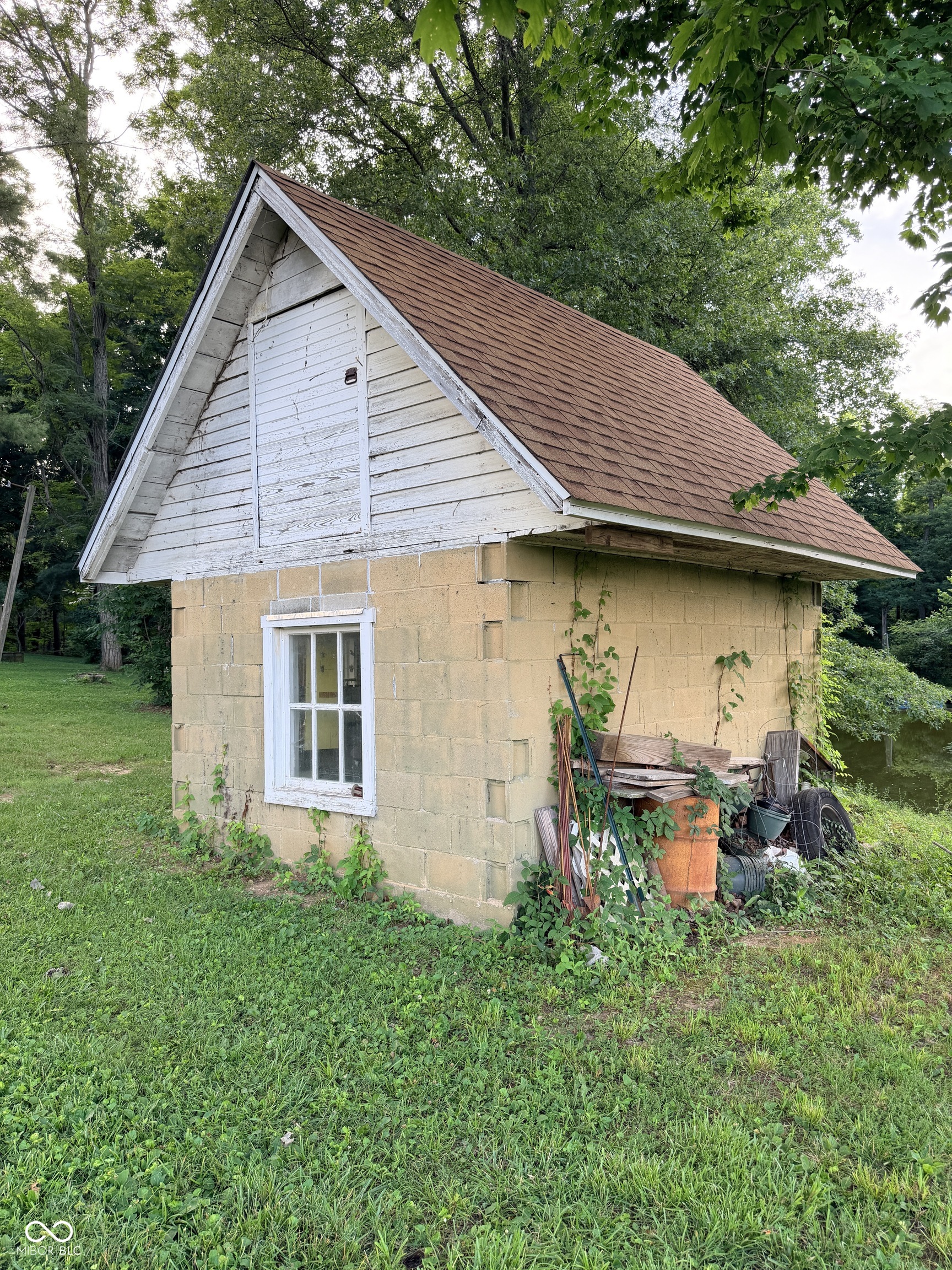 8950 West Georgetown Road Columbus, IN 47201 - Photo 23 of 67