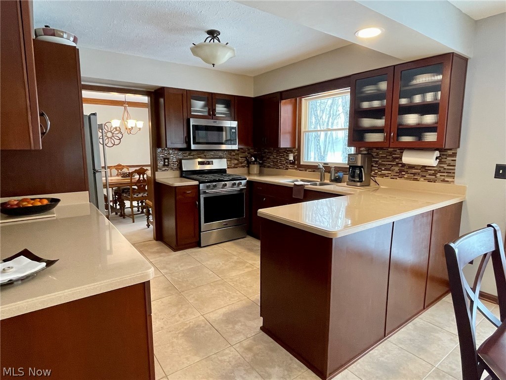 19510 Prospect Road Strongsville, OH 44149 - Photo 4 of 35 Gallery Image 4