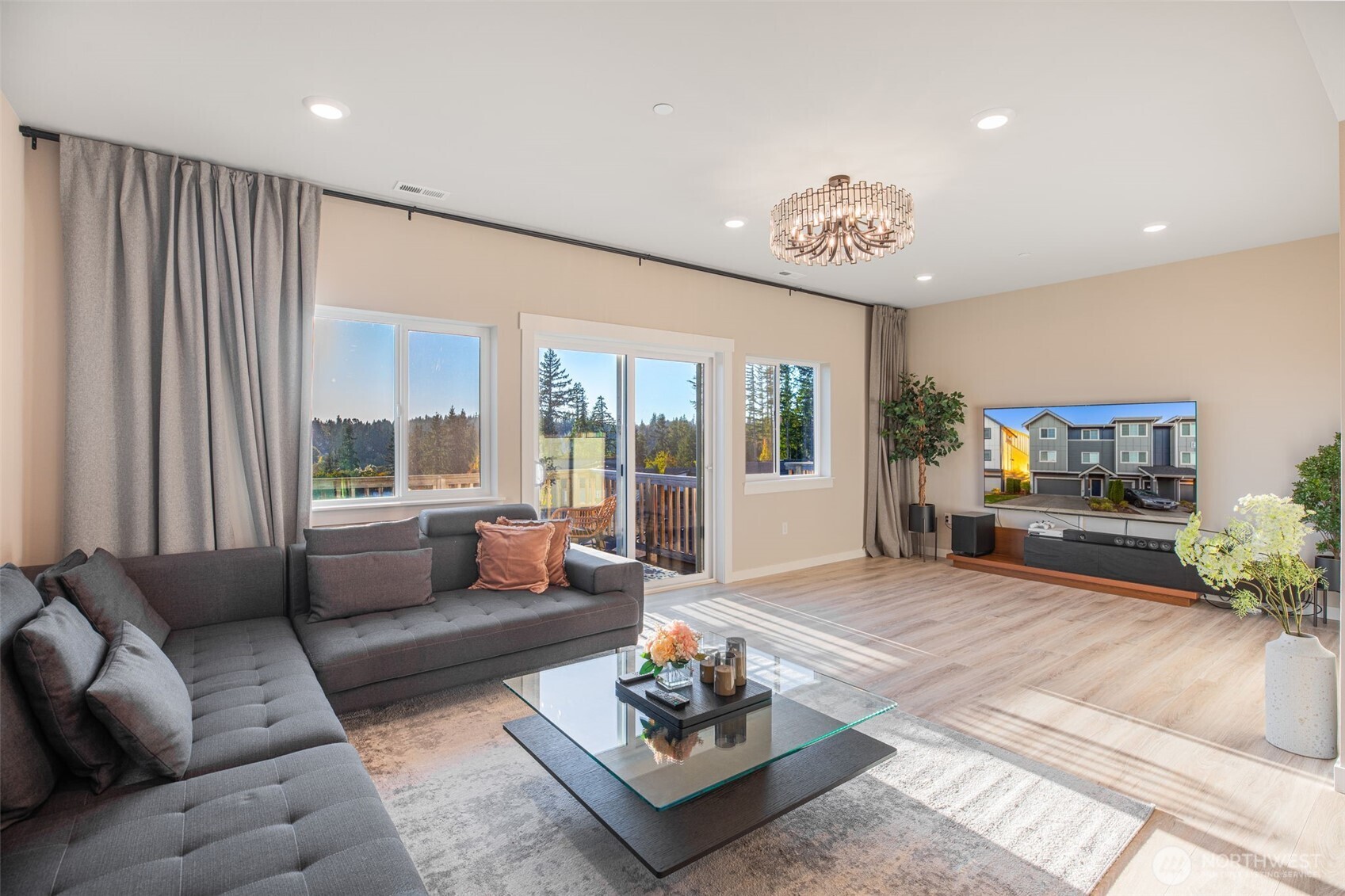 1621 Seattle Hill Road, Unit EE1 Bothell, WA 98012 - Photo 12 of 39 a living room with furniture and a large window