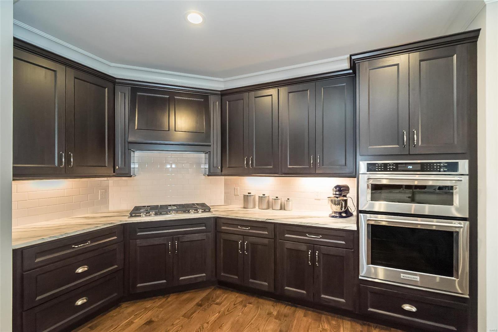 855 Lockett Road Kirkwood, MO 63122 - Photo 13 of 31 Gallery Image 13
