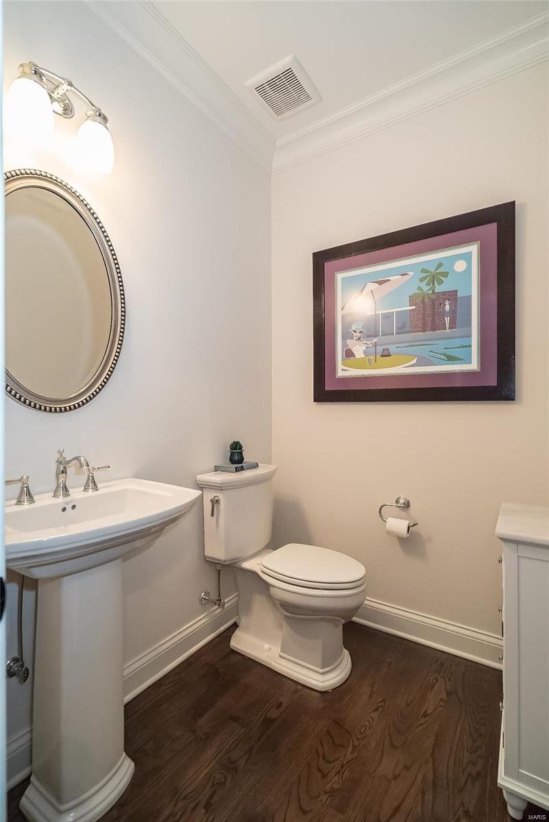 855 Lockett Road Kirkwood, MO 63122 - Photo 23 of 31 Gallery Image 23