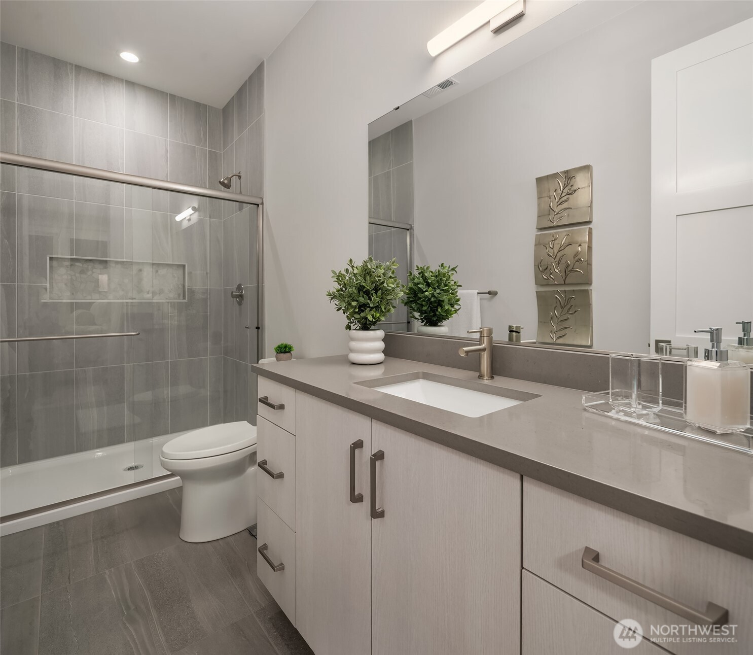 4802 Mildred Street Tacoma, WA 98407 - Photo 23 of 40