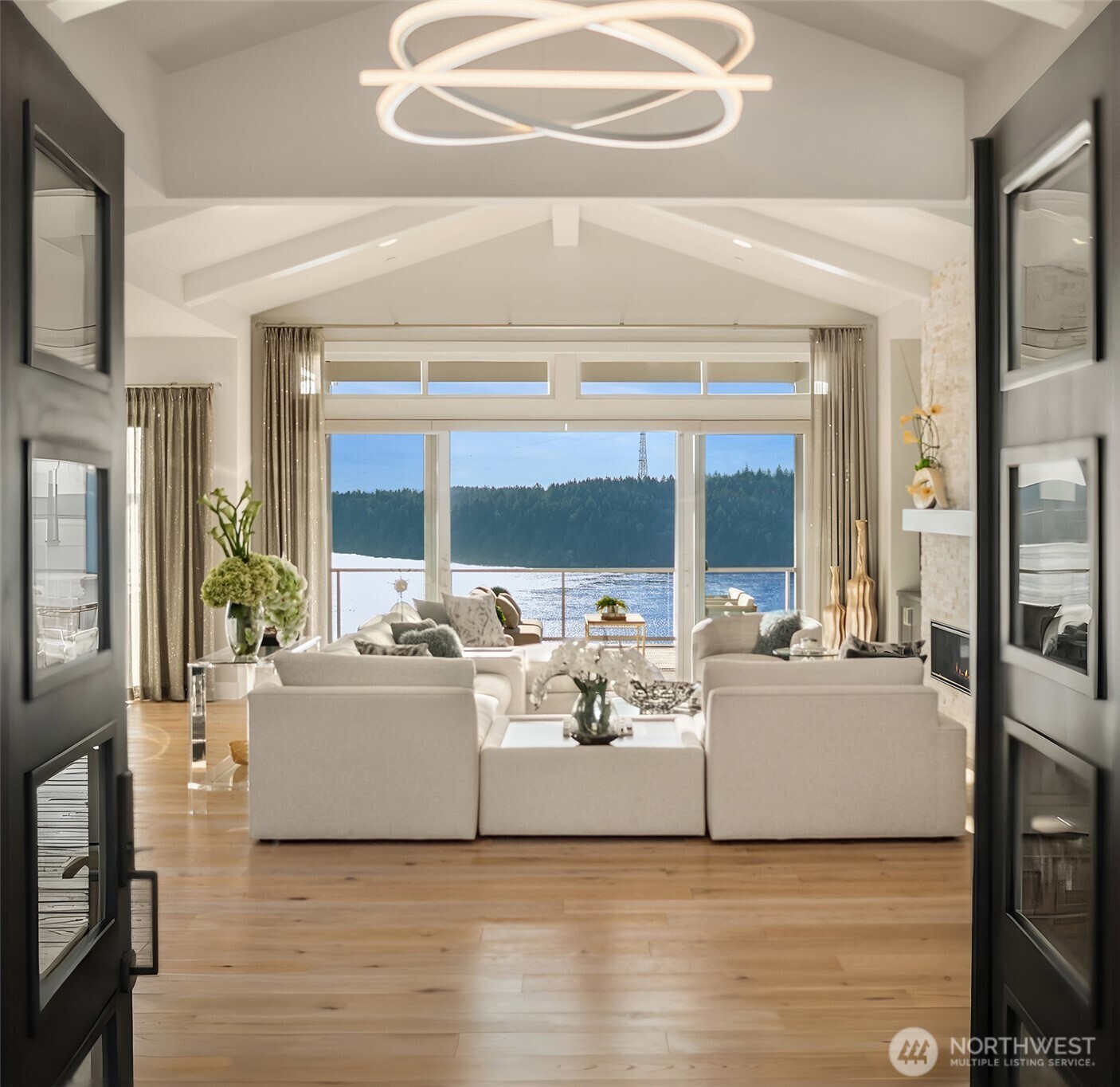 4802 Mildred Street Tacoma, WA 98407 - Photo 3 of 40