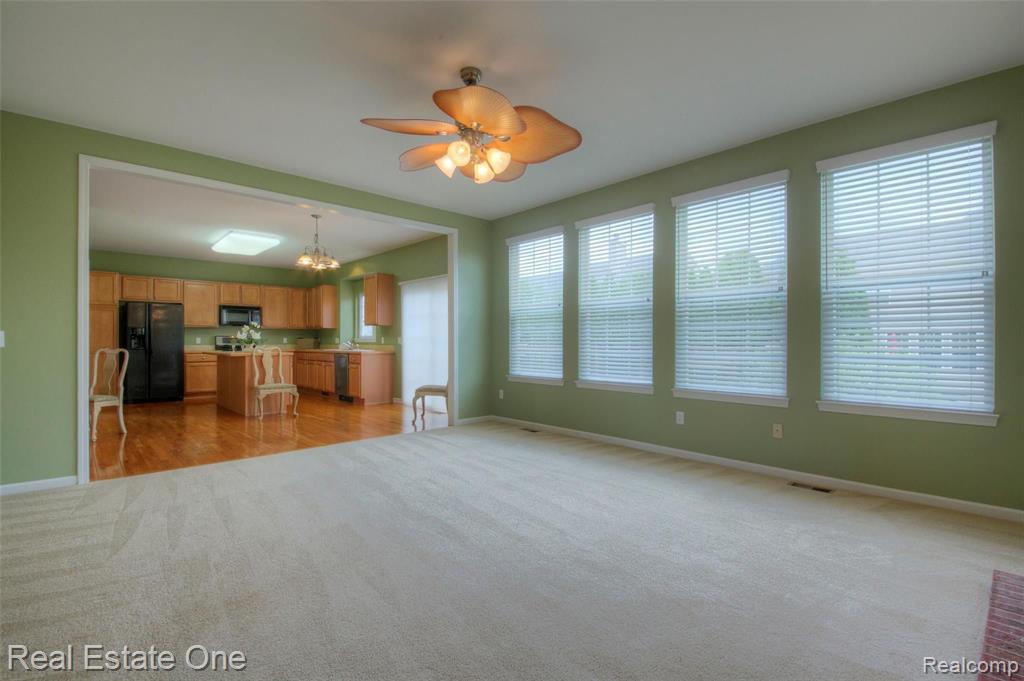 4293 Merriman Loop Howell, MI 48843 - Photo 10 of 34