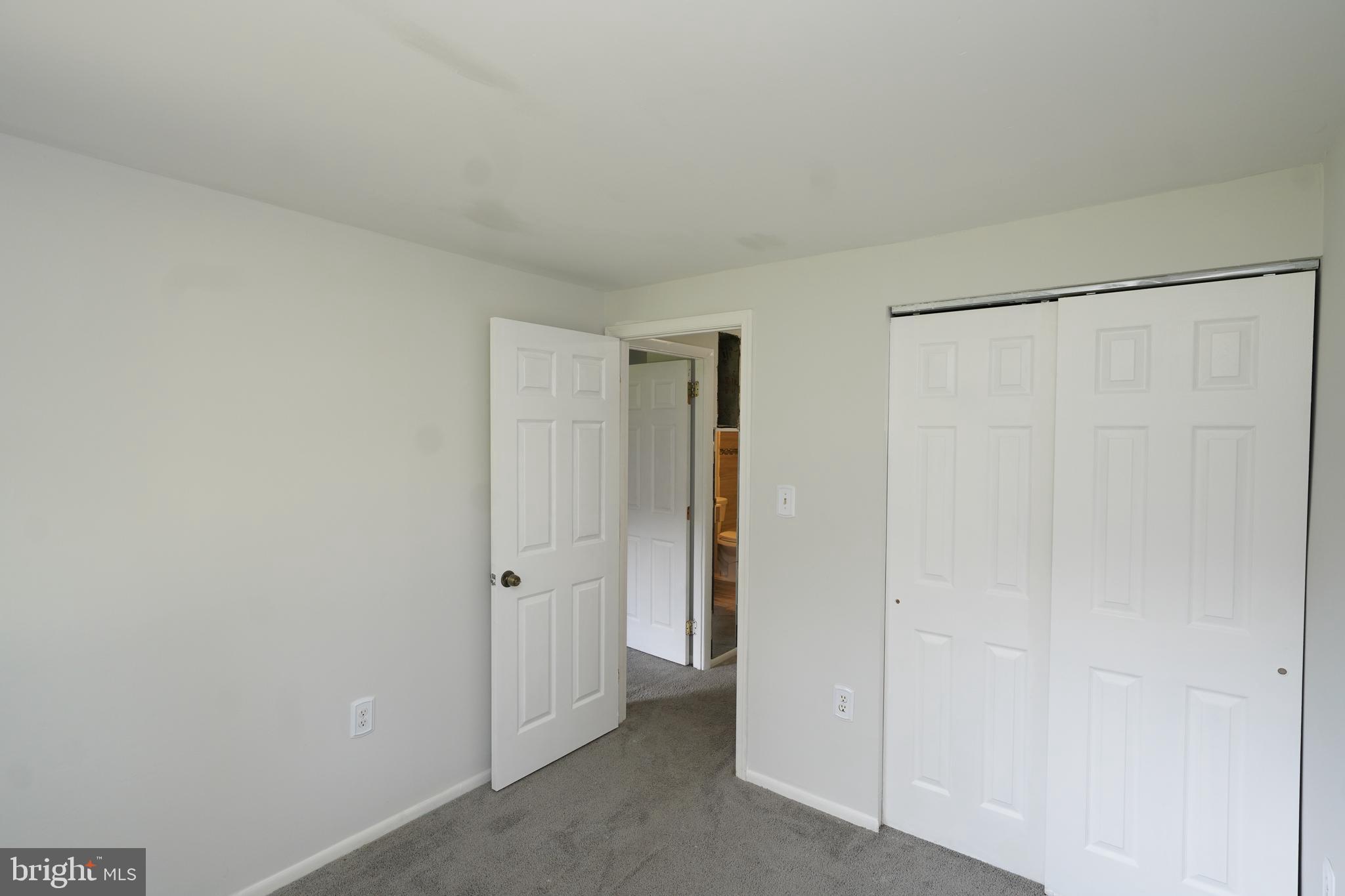 8997 Centerway Road Gaithersburg, MD 20879 - Photo 26 of 71 a view of an empty room