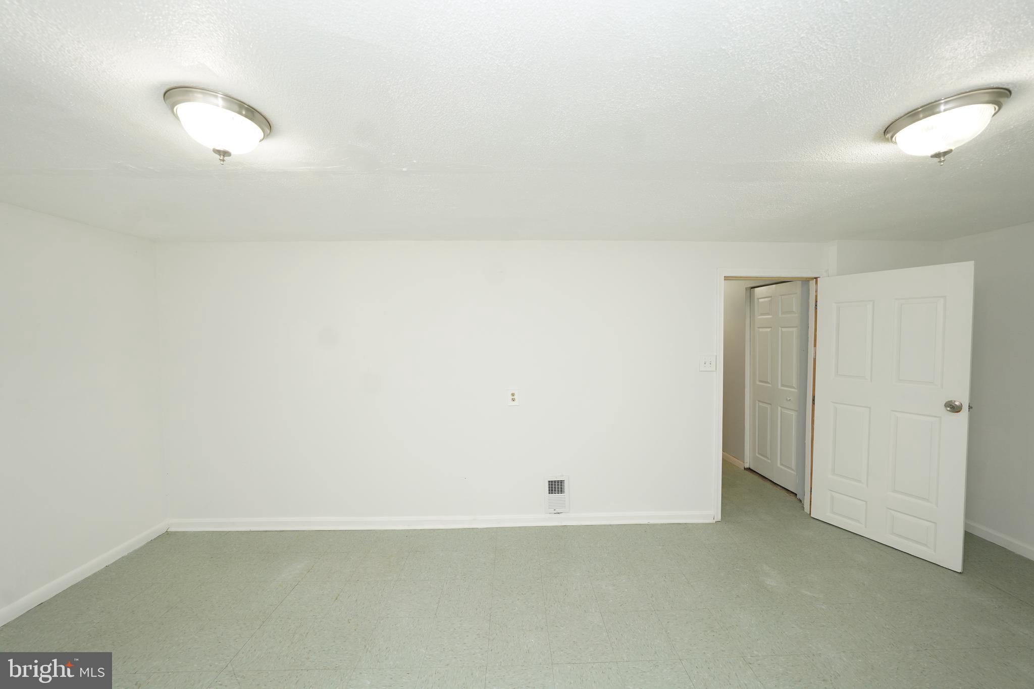 8997 Centerway Road Gaithersburg, MD 20879 - Photo 60 of 71 a view of an empty room