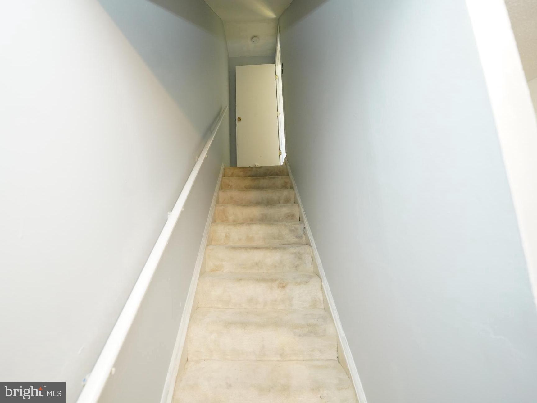 8997 Centerway Road Gaithersburg, MD 20879 - Photo 67 of 71 a view of entryway