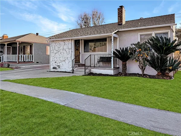 $875,000 | 5932 Oliva Avenue, Lakewood, CA 90712