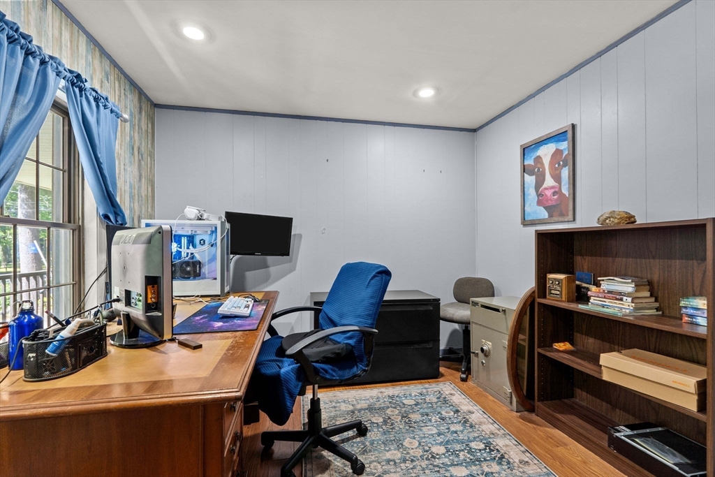 25 R Beacon Street Amesbury, MA 01913 - Photo 22 of 42