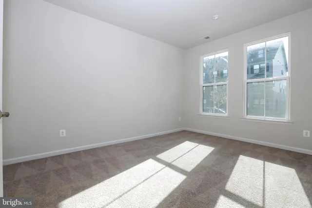 $3,450 | 43494 Apple Orch Square, Ashburn, VA 20148