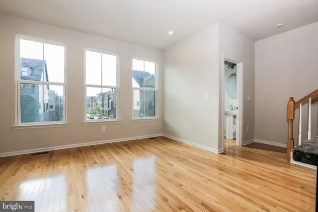 $3,450 | 43494 Apple Orch Square, Ashburn, VA 20148