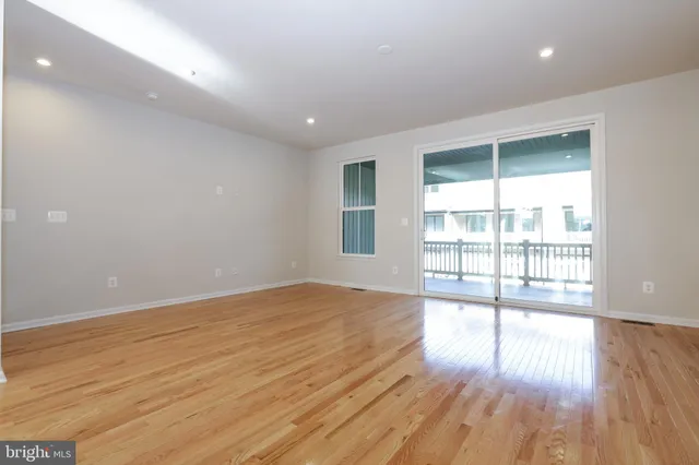 $3,450 | 43494 Apple Orch Square, Ashburn, VA 20148