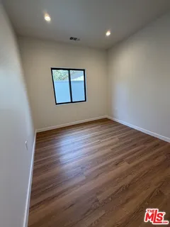 $2,850 | 2715 1/2 West 95th Street, Inglewood, CA 90305