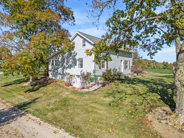 $1,500,000 | 7644 Bothwell Highway, Hudson, MI 49247