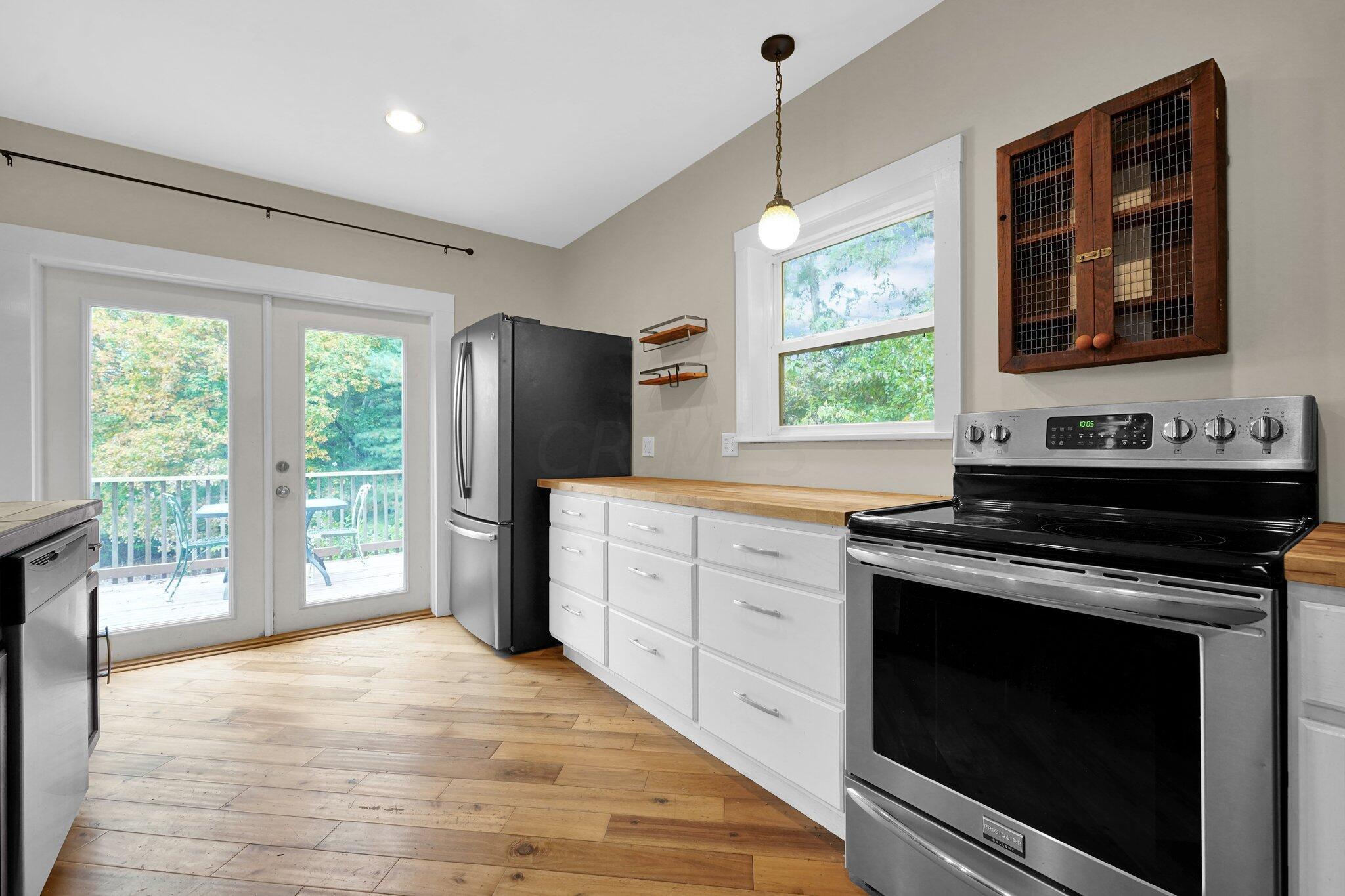 3816 Headleys Mill Road Southwest Pataskala, OH 43062 - Photo 5 of 50 Kitchen renovated in 2017 - see attached list of improvements