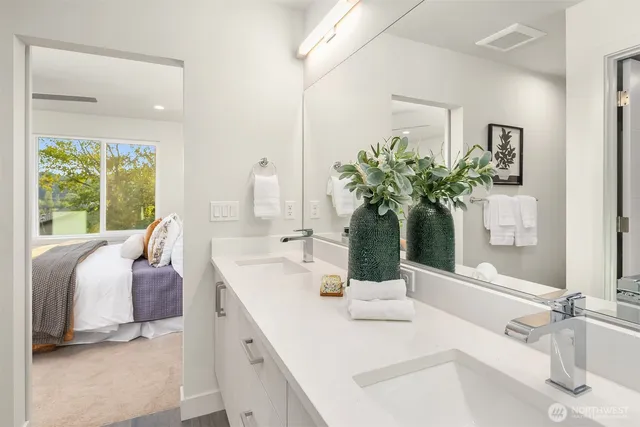 $1,144,950 | 4572 22nd Avenue Southwest, Seattle, WA 98106