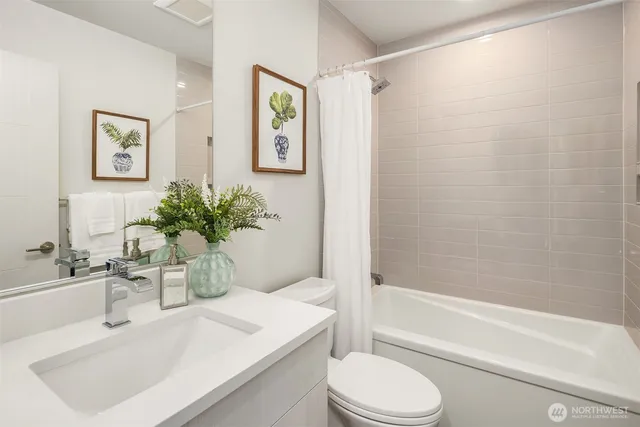 $1,144,950 | 4572 22nd Avenue Southwest, Seattle, WA 98106