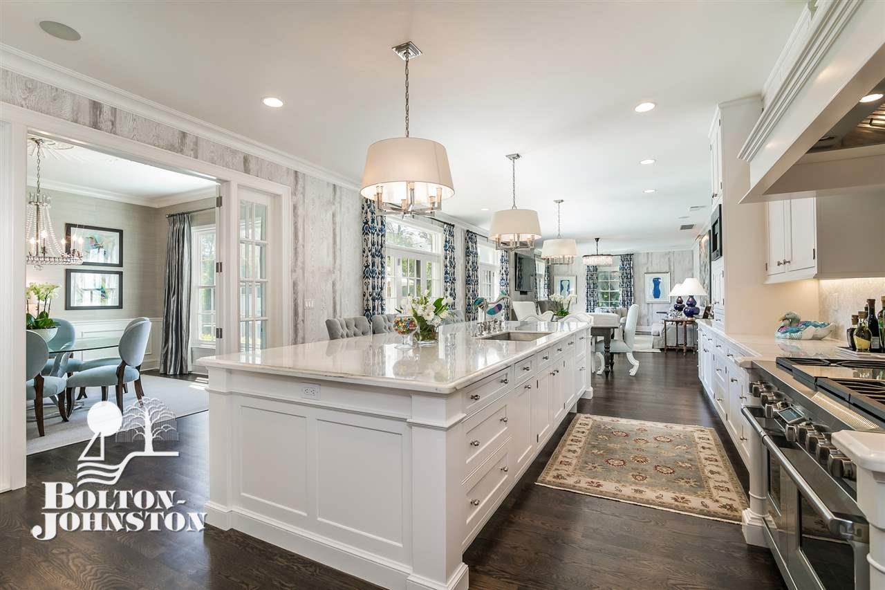 655 Lake Shore Road Grosse Pointe Shores, MI 48236 - Photo 18 of 86
